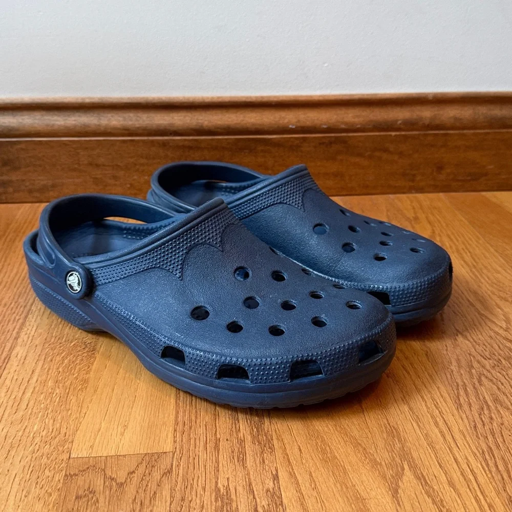 CROCS Classic Clogs Navy Blue Unisex Men’s 10-11 Women’s 12-14 Great Condition! - Picture 2 of 9
